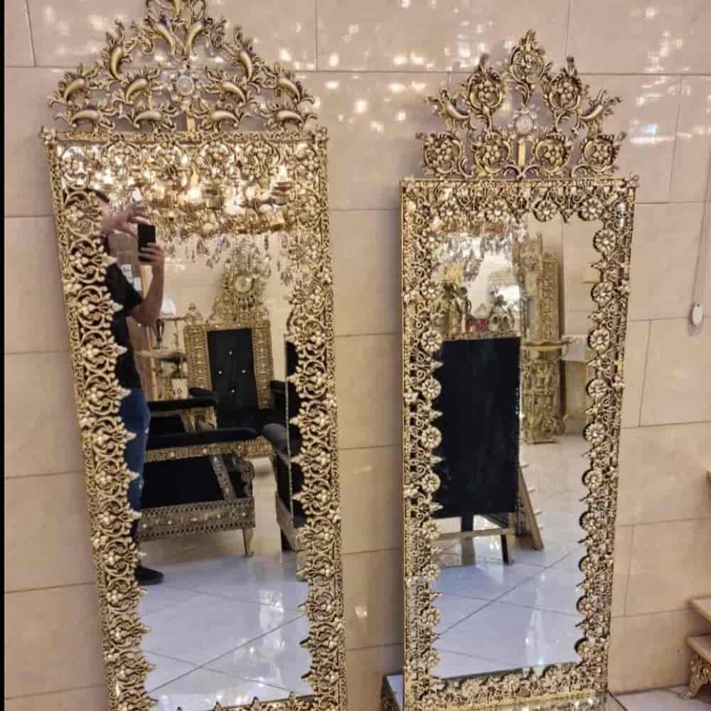 آینه ایستاده